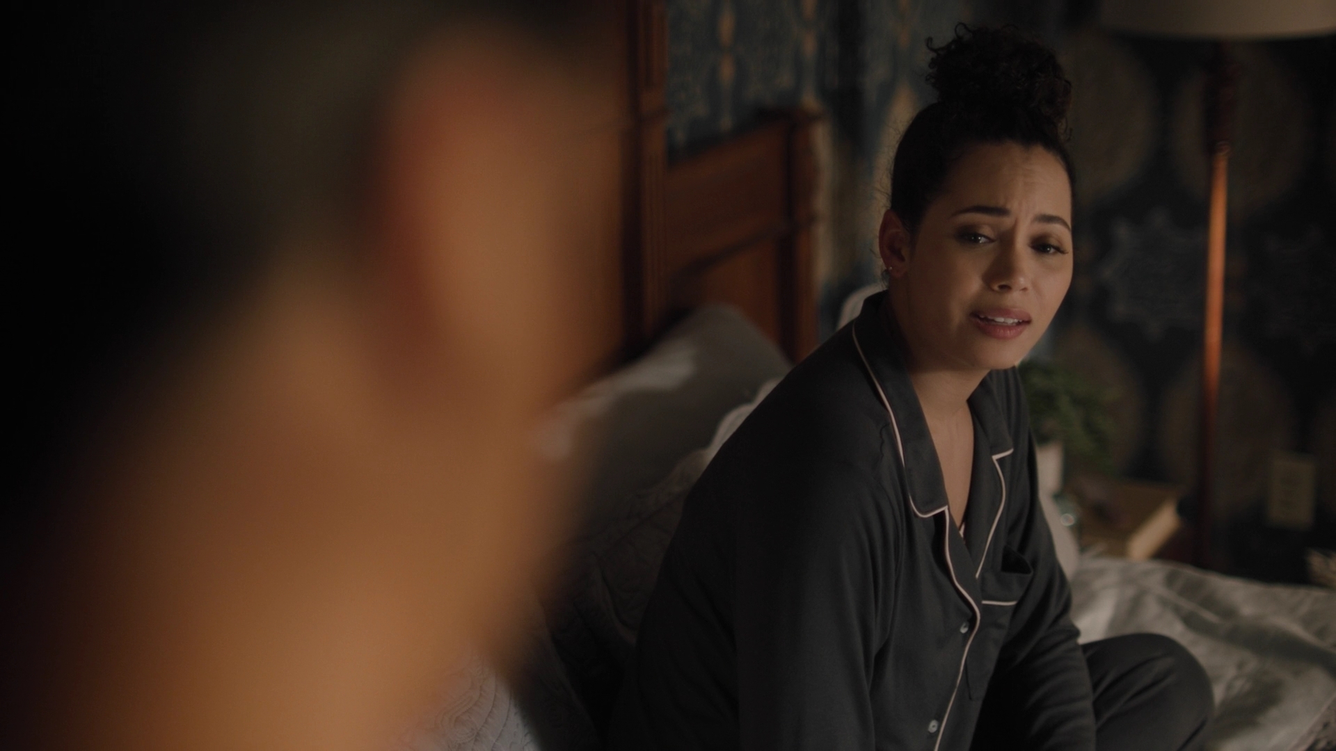 Charmed-Online-dot-nl_Charmed3x04YouCantTouchThis0899.jpg