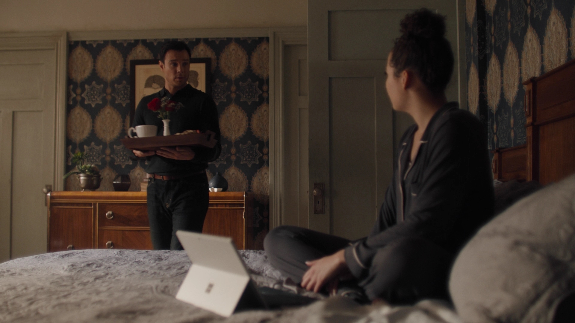 Charmed-Online-dot-nl_Charmed3x04YouCantTouchThis0904.jpg