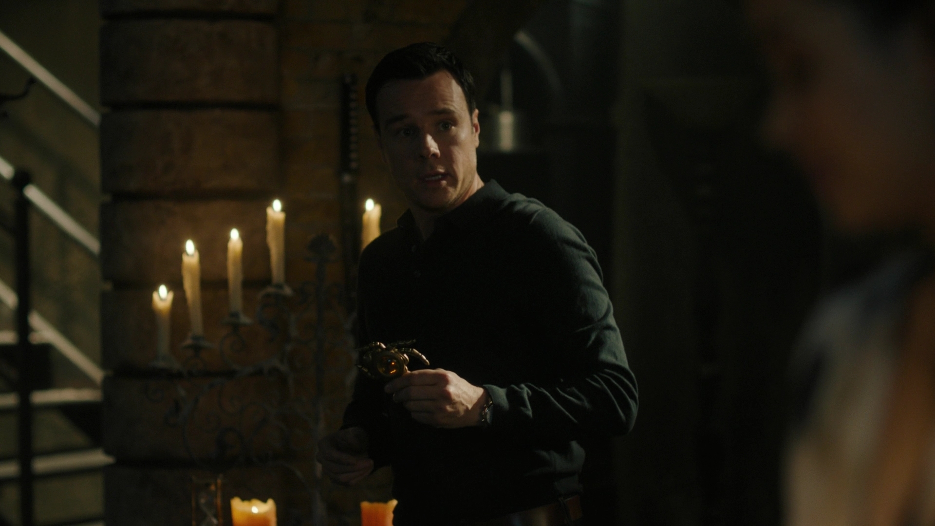 Charmed-Online-dot-nl_Charmed3x04YouCantTouchThis1185.jpg