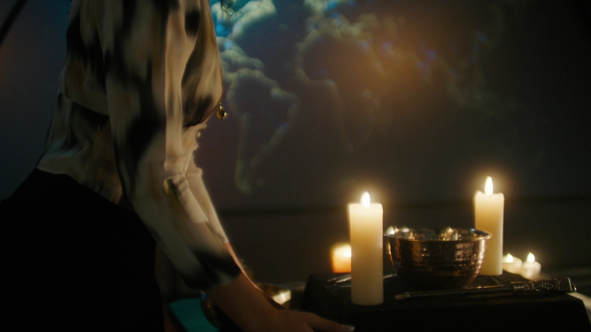 Charmed-Online-dot-nl_Charmed3x04YouCantTouchThis1192.jpg