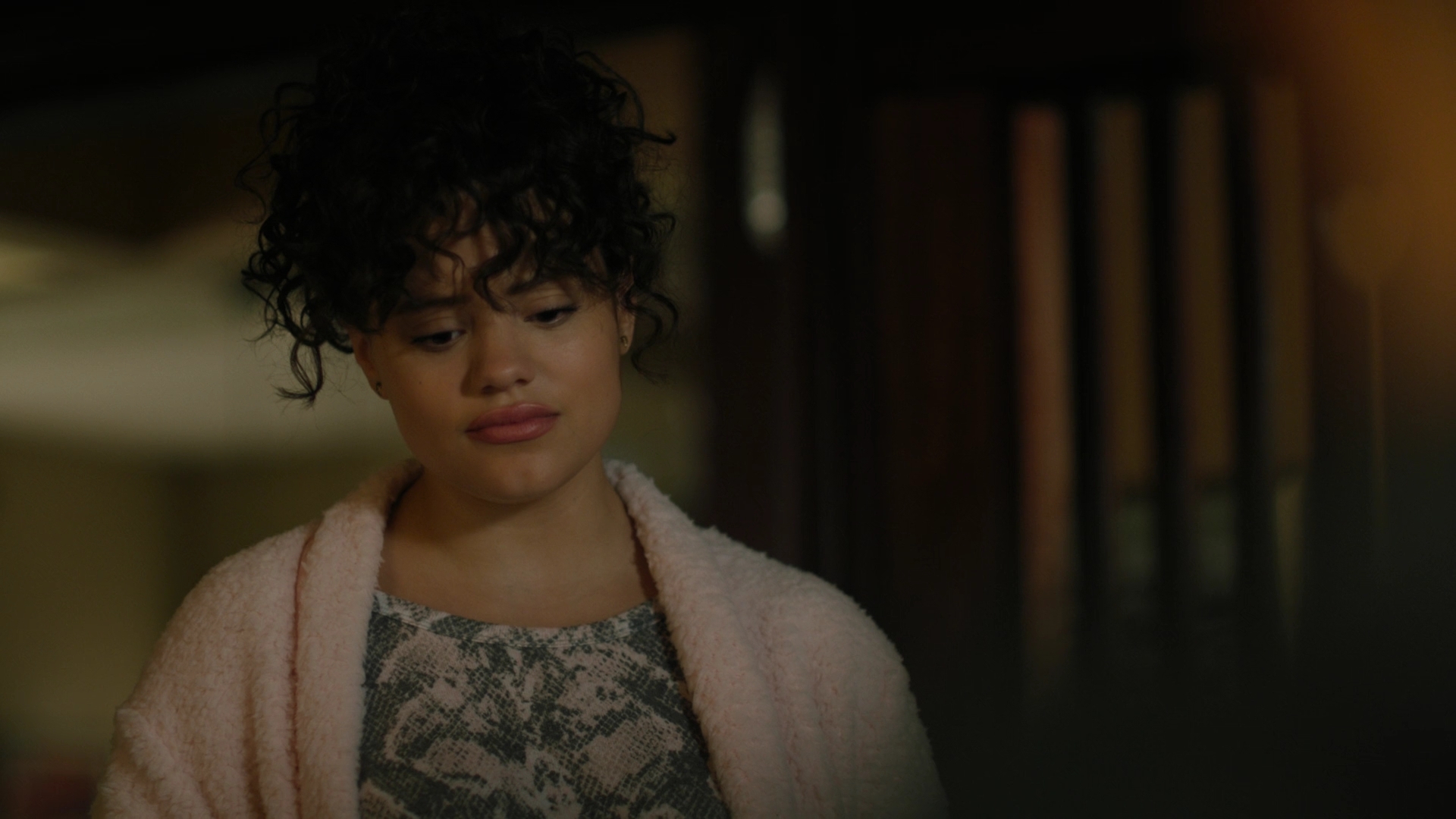 Charmed-Online-dot-nl_Charmed3x04YouCantTouchThis1432.jpg