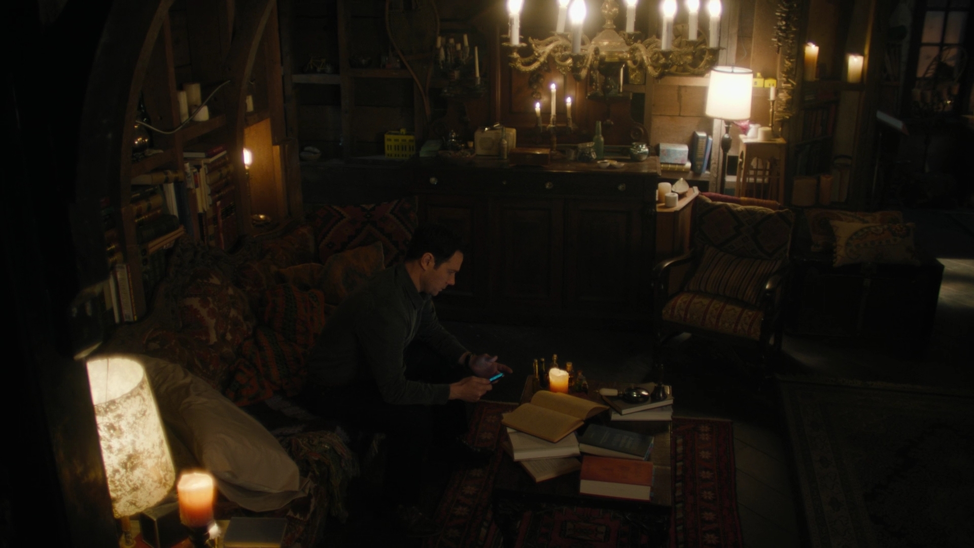 Charmed-Online-dot-nl_Charmed3x04YouCantTouchThis1568.jpg