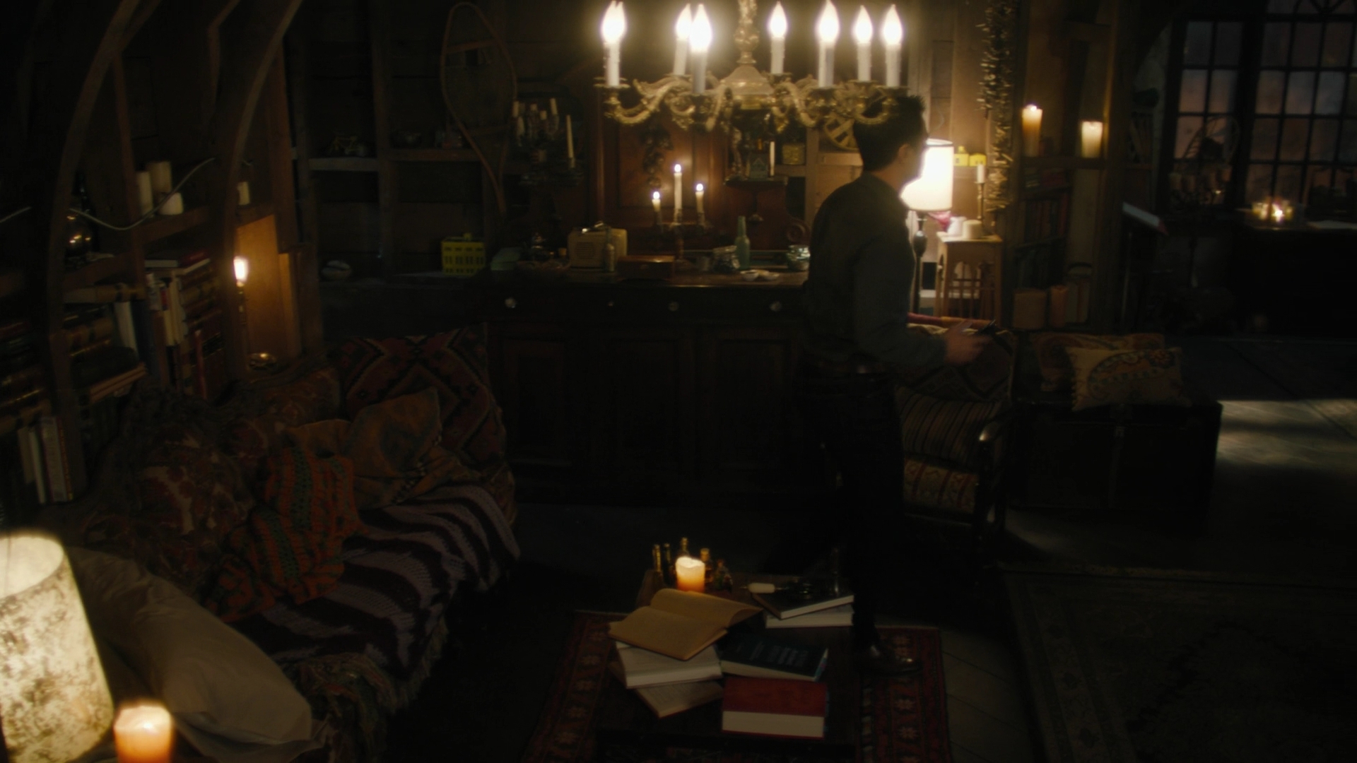 Charmed-Online-dot-nl_Charmed3x04YouCantTouchThis1571.jpg