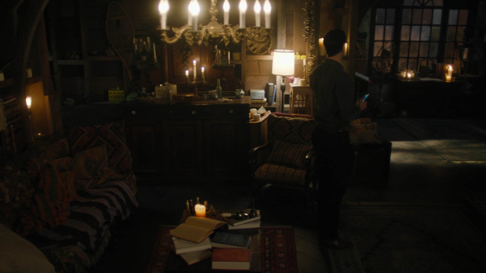 Charmed-Online-dot-nl_Charmed3x04YouCantTouchThis1572.jpg