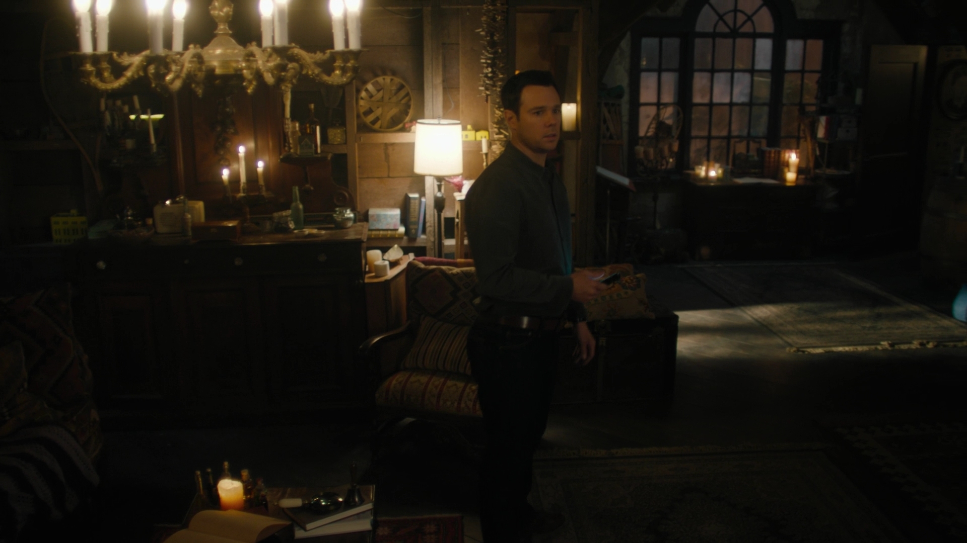 Charmed-Online-dot-nl_Charmed3x04YouCantTouchThis1575.jpg