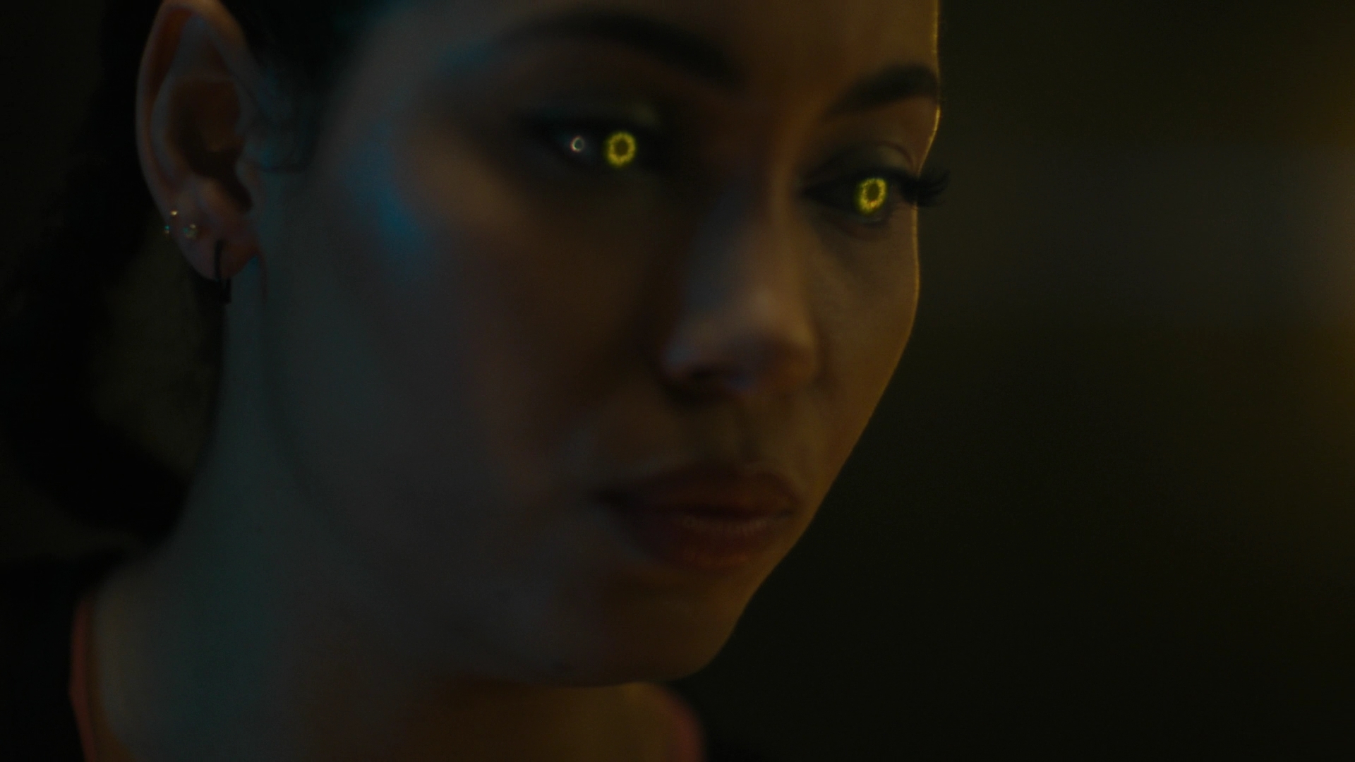 Charmed-Online-dot-nl_Charmed3x04YouCantTouchThis1663.jpg