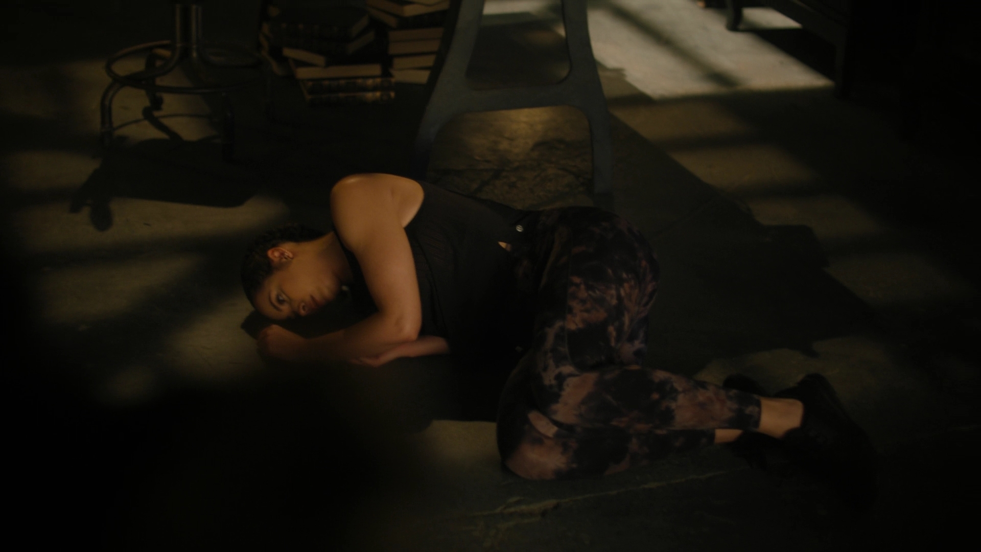 Charmed-Online-dot-nl_Charmed3x04YouCantTouchThis1726.jpg