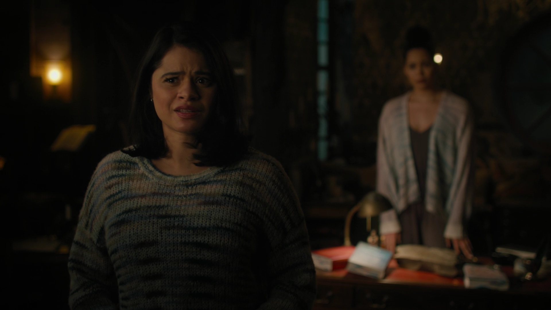 Charmed-Online-dot-nl_Charmed3x04YouCantTouchThis2064.jpg