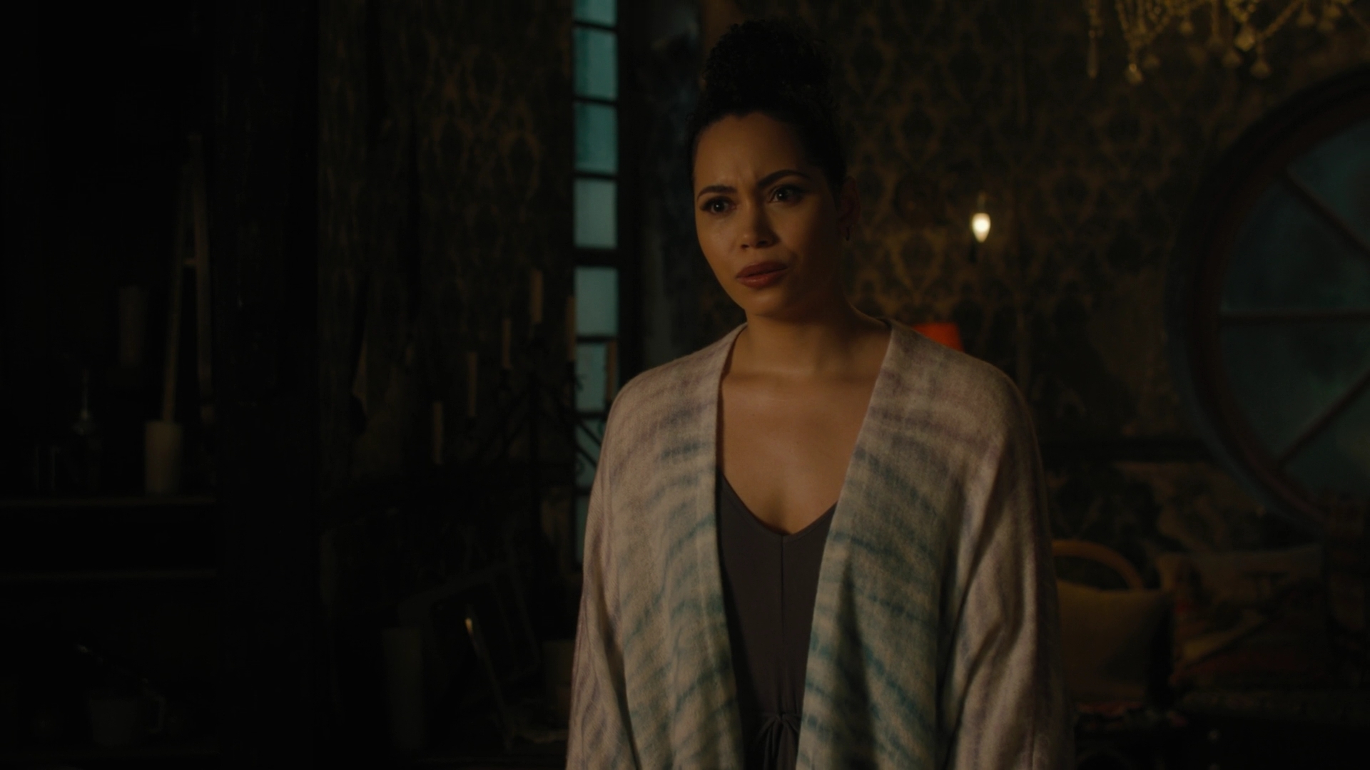 Charmed-Online-dot-nl_Charmed3x04YouCantTouchThis2069.jpg