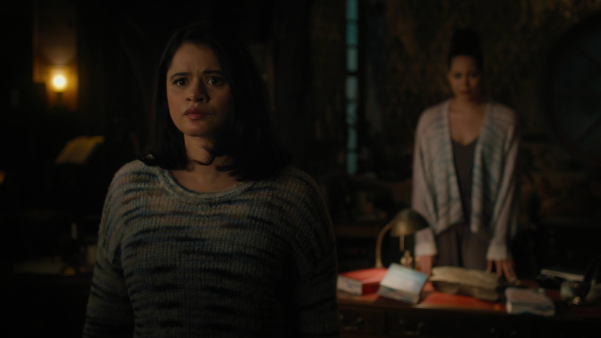 Charmed-Online-dot-nl_Charmed3x04YouCantTouchThis2076.jpg