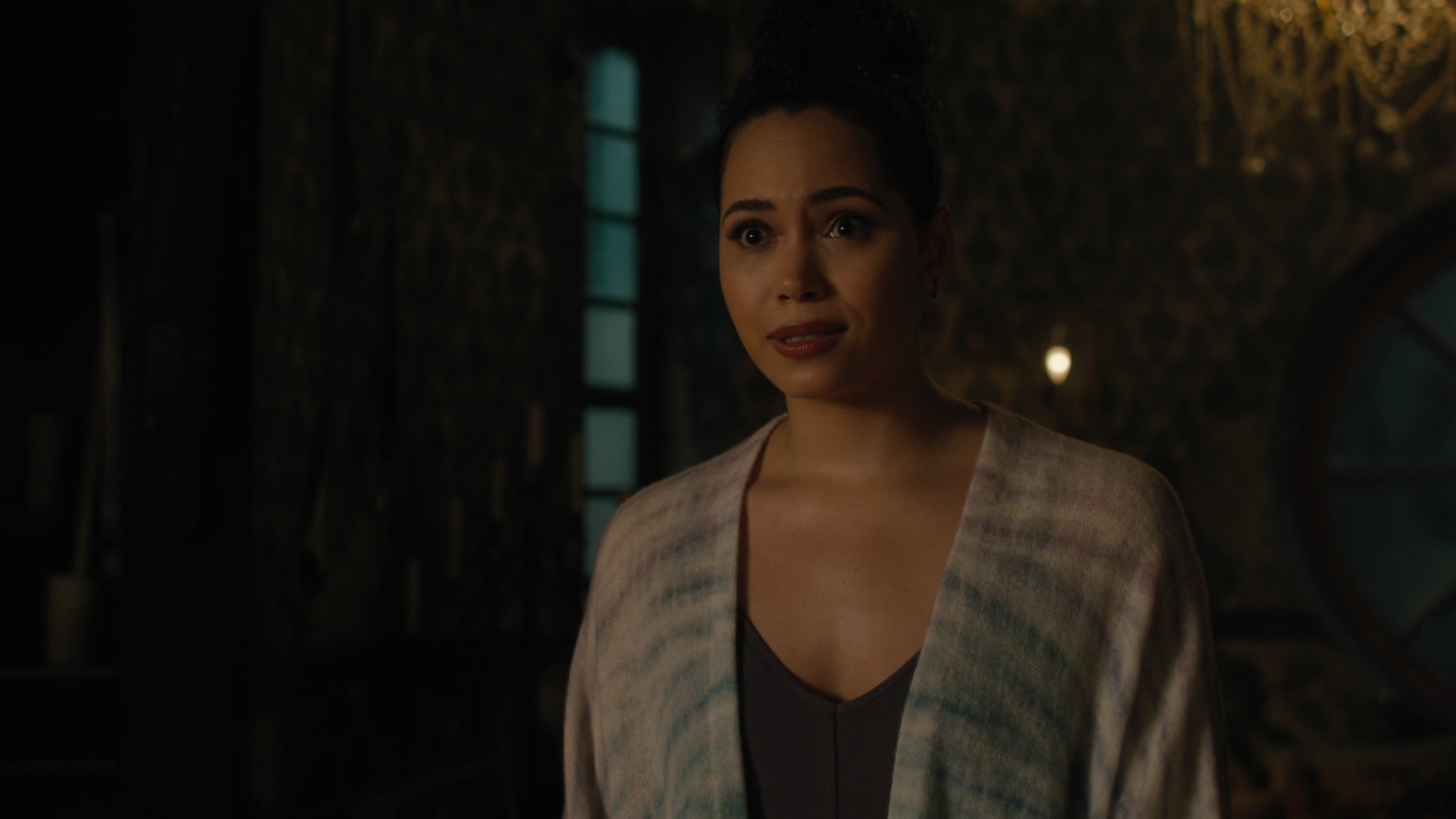 Charmed-Online-dot-nl_Charmed3x04YouCantTouchThis2094.jpg