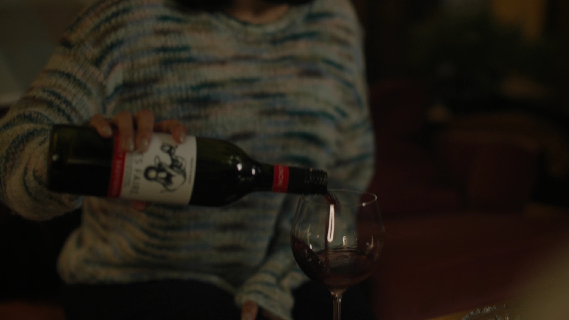 Charmed-Online-dot-nl_Charmed3x04YouCantTouchThis2112.jpg
