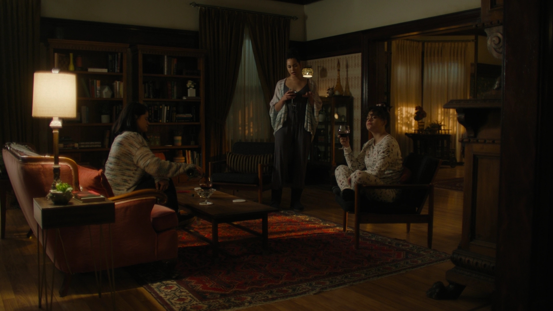 Charmed-Online-dot-nl_Charmed3x04YouCantTouchThis2116.jpg