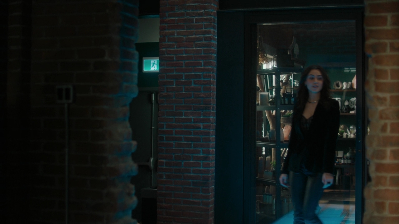 Charmed-Online-dot-nl_Charmed3x06PrivateEnemyNo1-0479.jpg