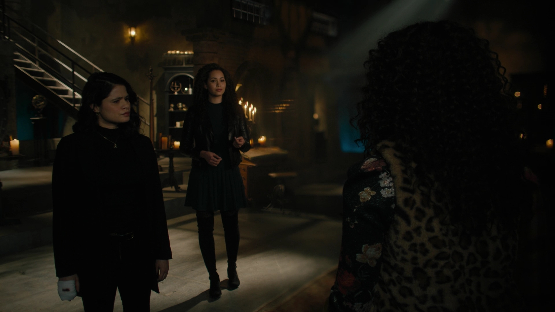 Charmed-Online-dot-nl_Charmed3x07WitchWayOut0893.jpg