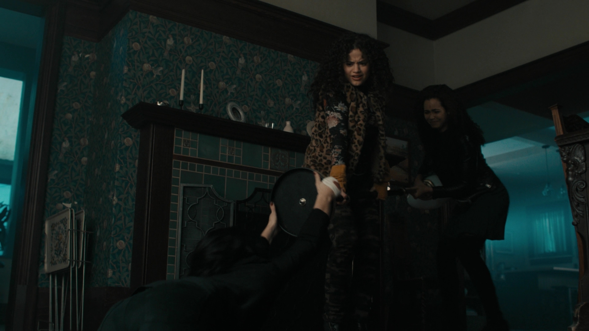 Charmed-Online-dot-nl_Charmed3x07WitchWayOut1336.jpg