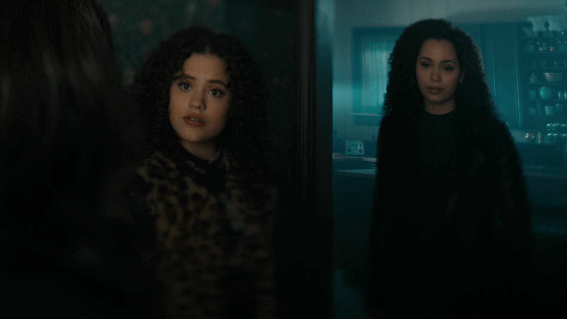 Charmed-Online-dot-nl_Charmed3x07WitchWayOut1364.jpg