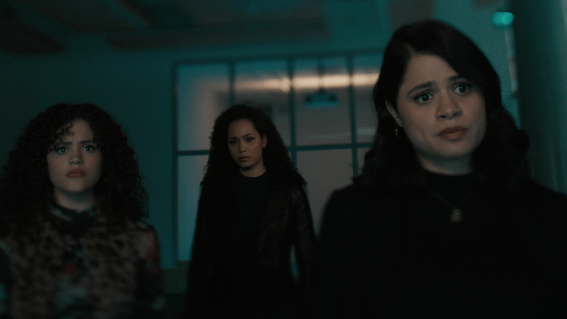 Charmed-Online-dot-nl_Charmed3x07WitchWayOut1429.jpg