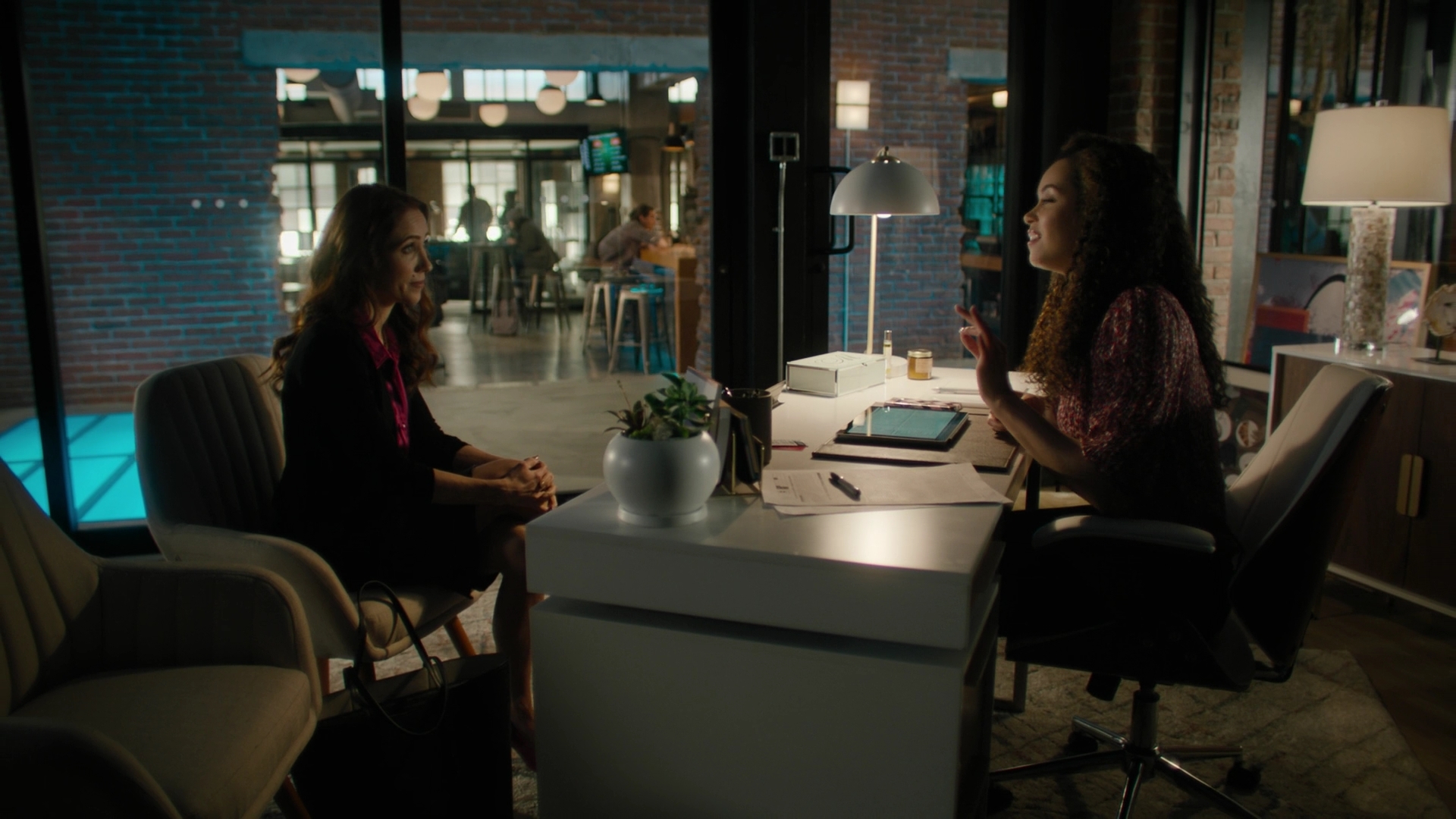 Charmed-Online-dot-nl_Charmed3x07WitchWayOut2260.jpg