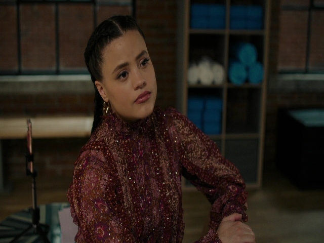 Charmed-Online-dot-nl_Charmed3x08OTheTangledWeb0321.jpg