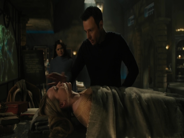 Charmed-Online-dot-nl_Charmed3x08OTheTangledWeb1038.jpg