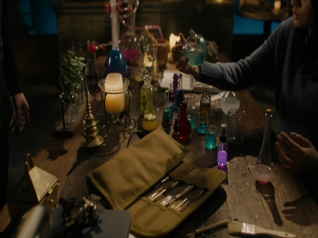 Charmed-Online-dot-nl_Charmed3x08OTheTangledWeb1193.jpg
