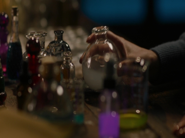 Charmed-Online-dot-nl_Charmed3x08OTheTangledWeb1214.jpg