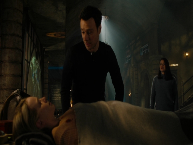 Charmed-Online-dot-nl_Charmed3x08OTheTangledWeb1249.jpg