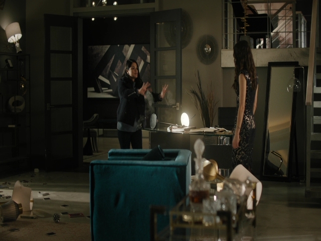 Charmed-Online-dot-nl_Charmed3x08OTheTangledWeb1415.jpg