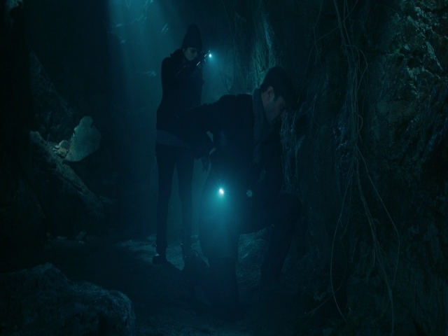 Charmed-Online-dot-nl_Charmed3x08OTheTangledWeb2117.jpg