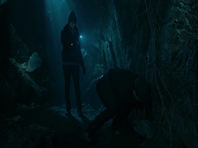Charmed-Online-dot-nl_Charmed3x08OTheTangledWeb2126.jpg