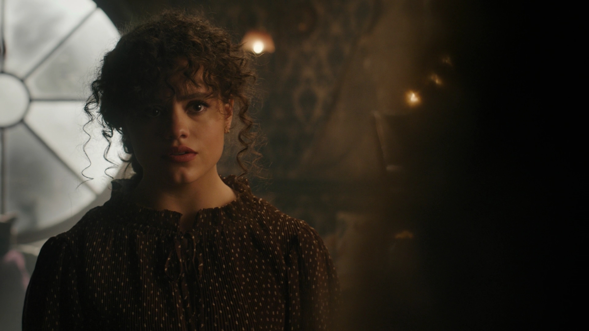 Charmed-Online-dot-nl_Charmed3x09NoHabloBrujeria1150.jpg Charmed-Online-dot-nl_Charmed3x09NoHabloBrujeria1150.jpg