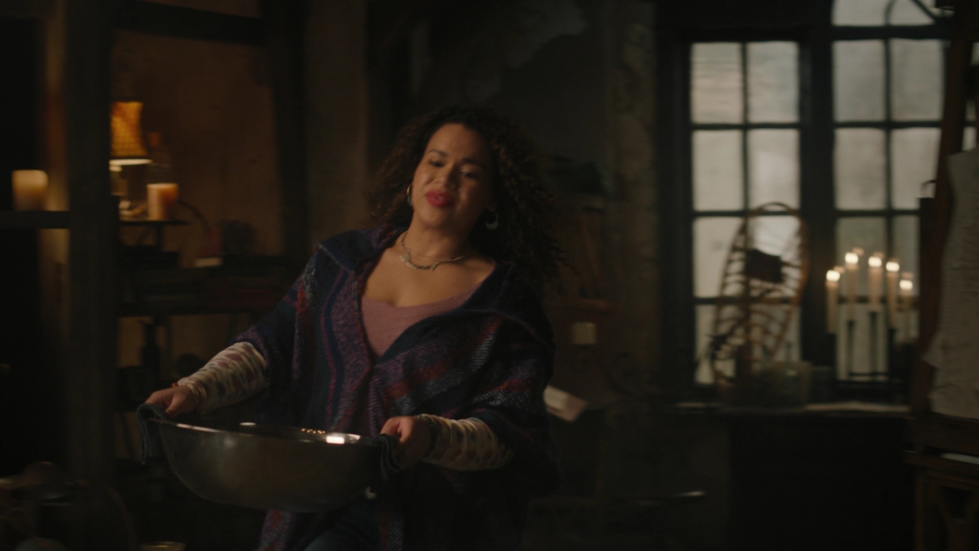 Charmed-Online-dot-nl_Charmed3x09NoHabloBrujeria1232.jpg Charmed-Online-dot-nl_Charmed3x09NoHabloBrujeria1232.jpg