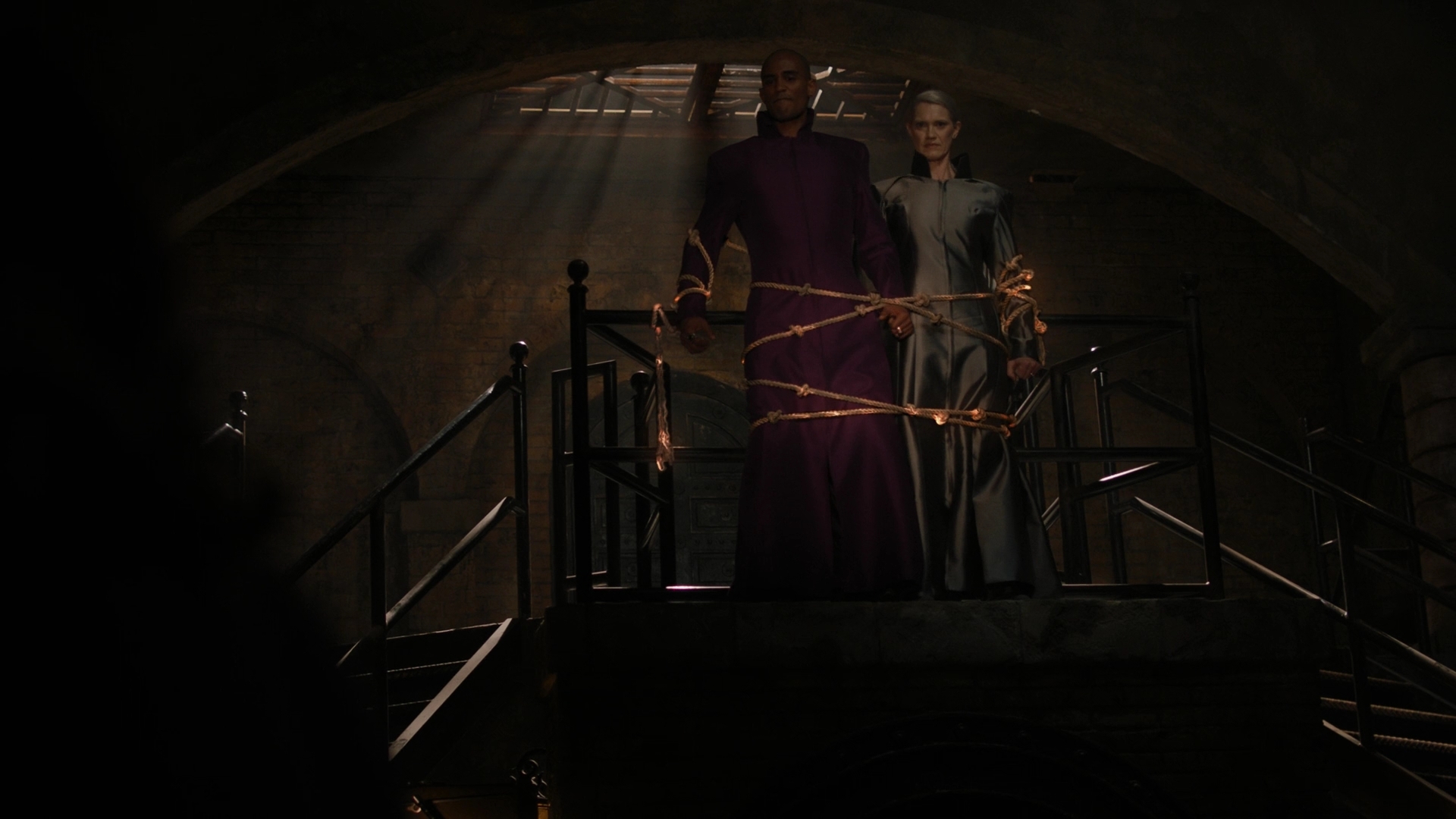 Charmed-Online-dot-nl_Charmed3x10BrujaHa0860.jpg