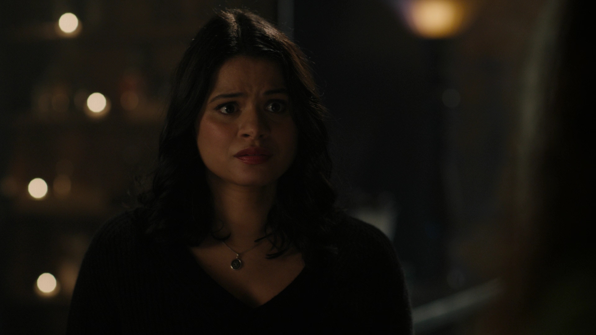 Charmed-Online-dot-nl_Charmed3x10BrujaHa1012.jpg