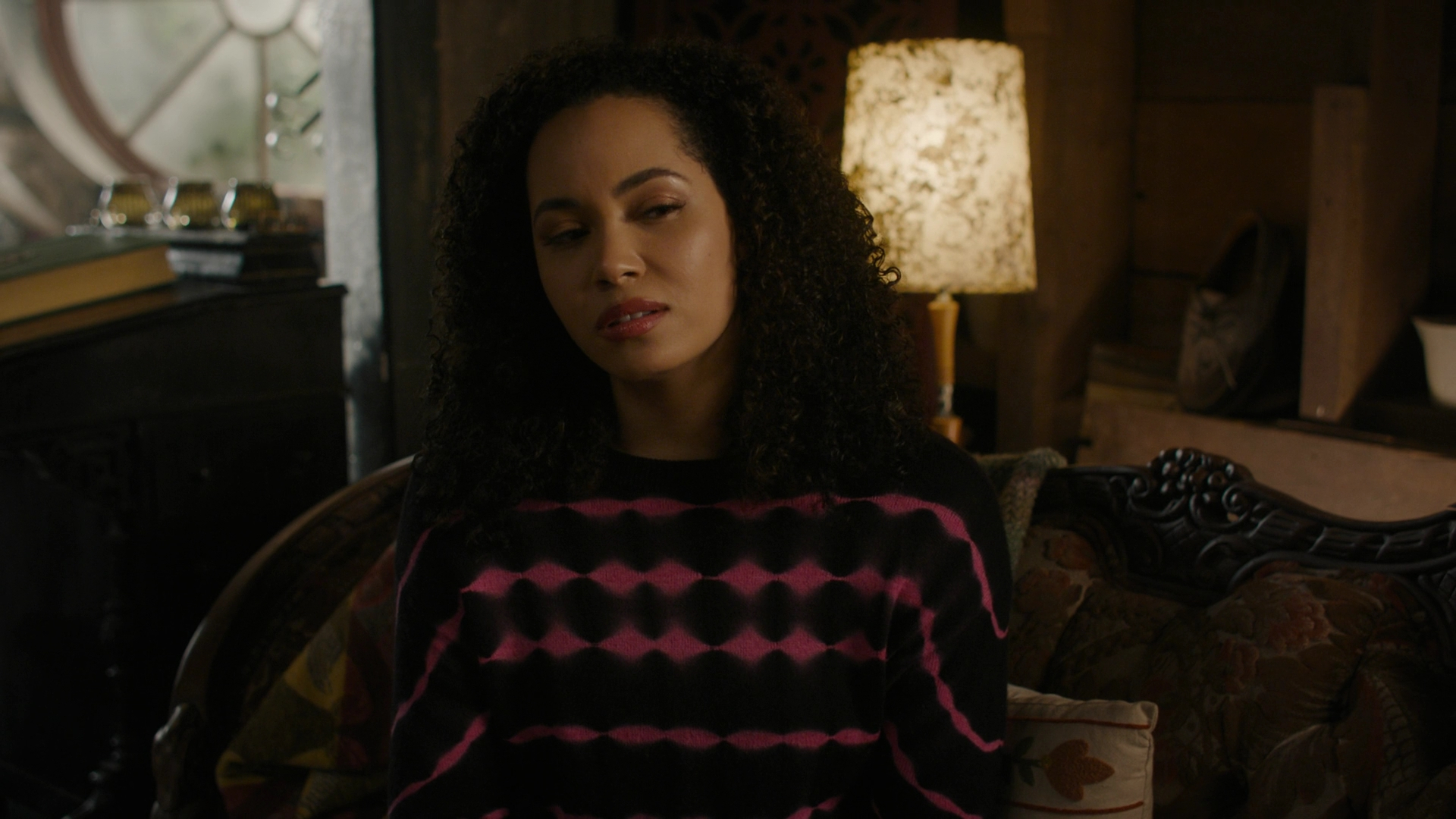 Charmed-Online-dot-nl_Charmed3x12SpectralHealing0525.jpg