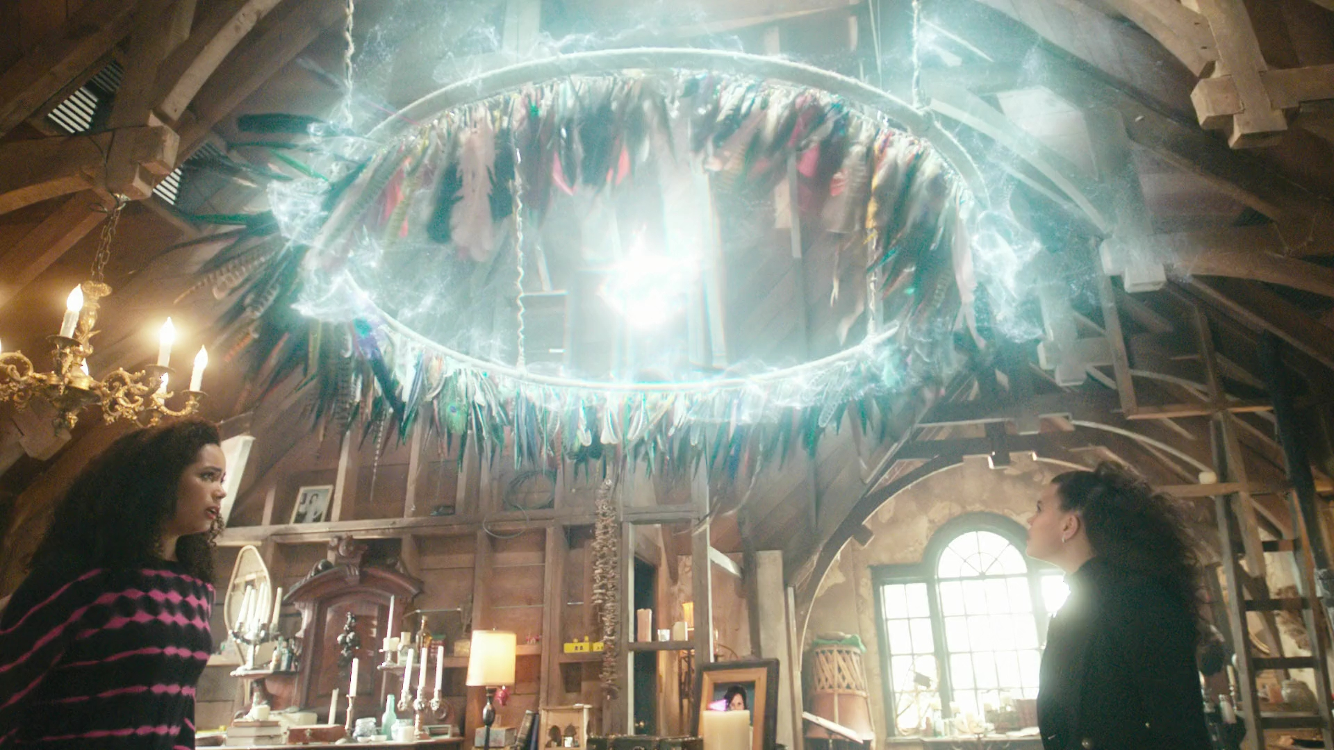 Charmed-Online-dot-nl_Charmed3x12SpectralHealing0656.jpg