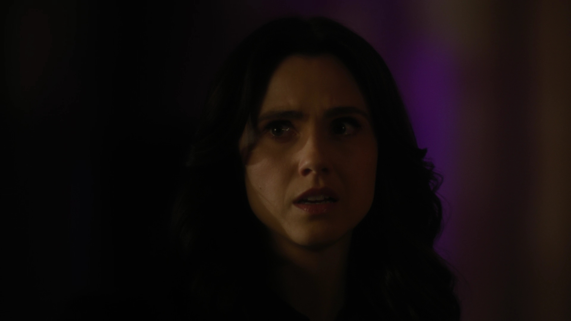 Charmed-Online-dot-nl_Charmed3x12SpectralHealing1037.jpg