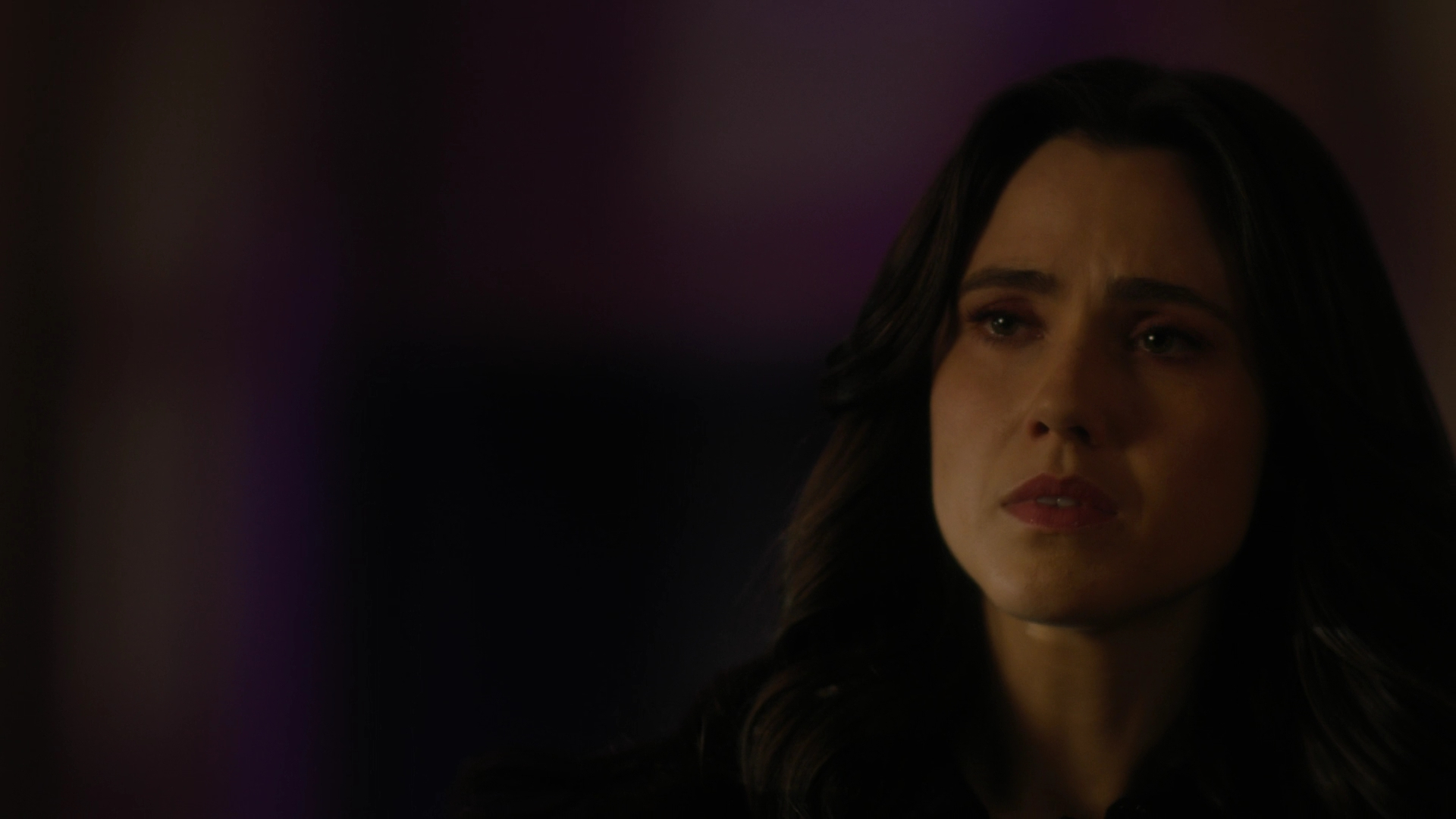 Charmed-Online-dot-nl_Charmed3x12SpectralHealing1074.jpg