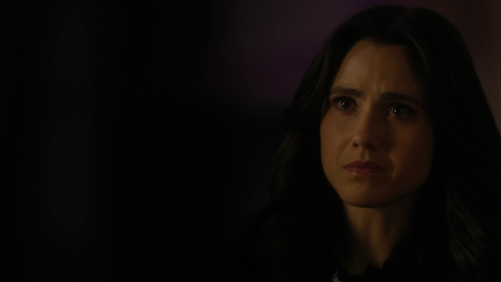 Charmed-Online-dot-nl_Charmed3x12SpectralHealing1079.jpg