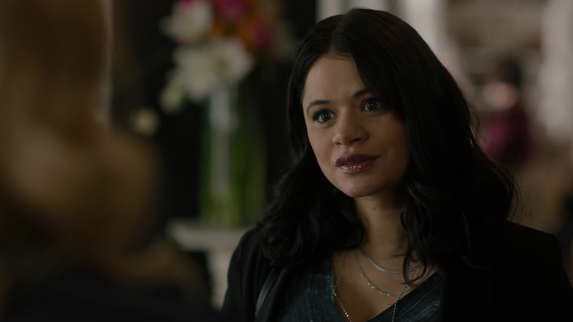 Charmed-Online-dot-nl_Charmed3x12SpectralHealing1222.jpg