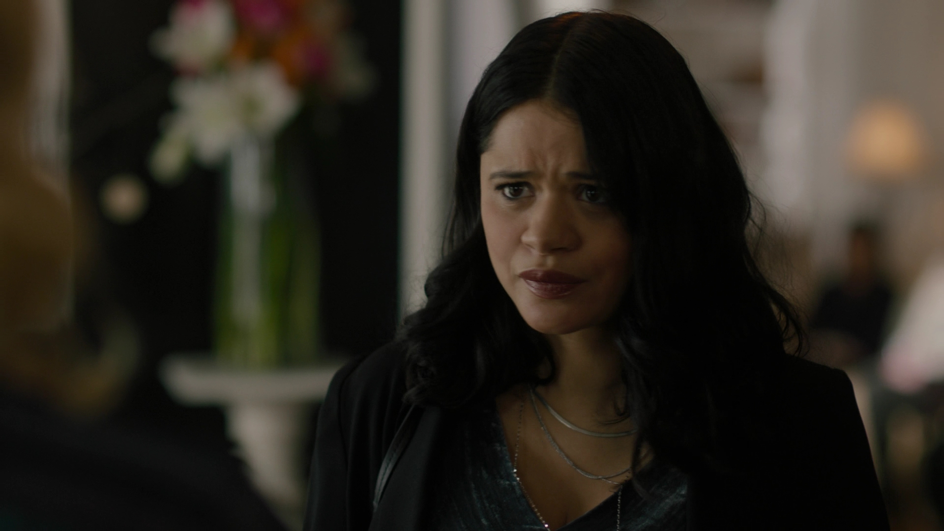Charmed-Online-dot-nl_Charmed3x12SpectralHealing1235.jpg