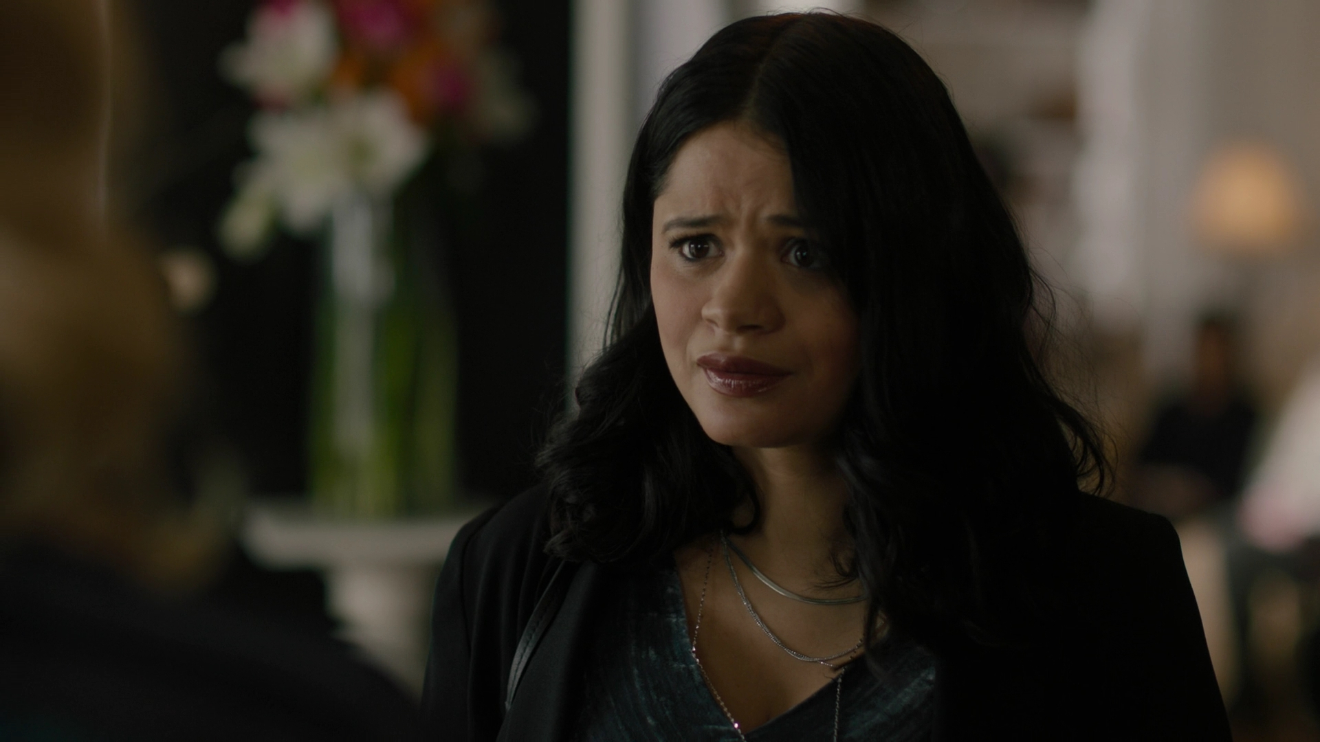 Charmed-Online-dot-nl_Charmed3x12SpectralHealing1236.jpg
