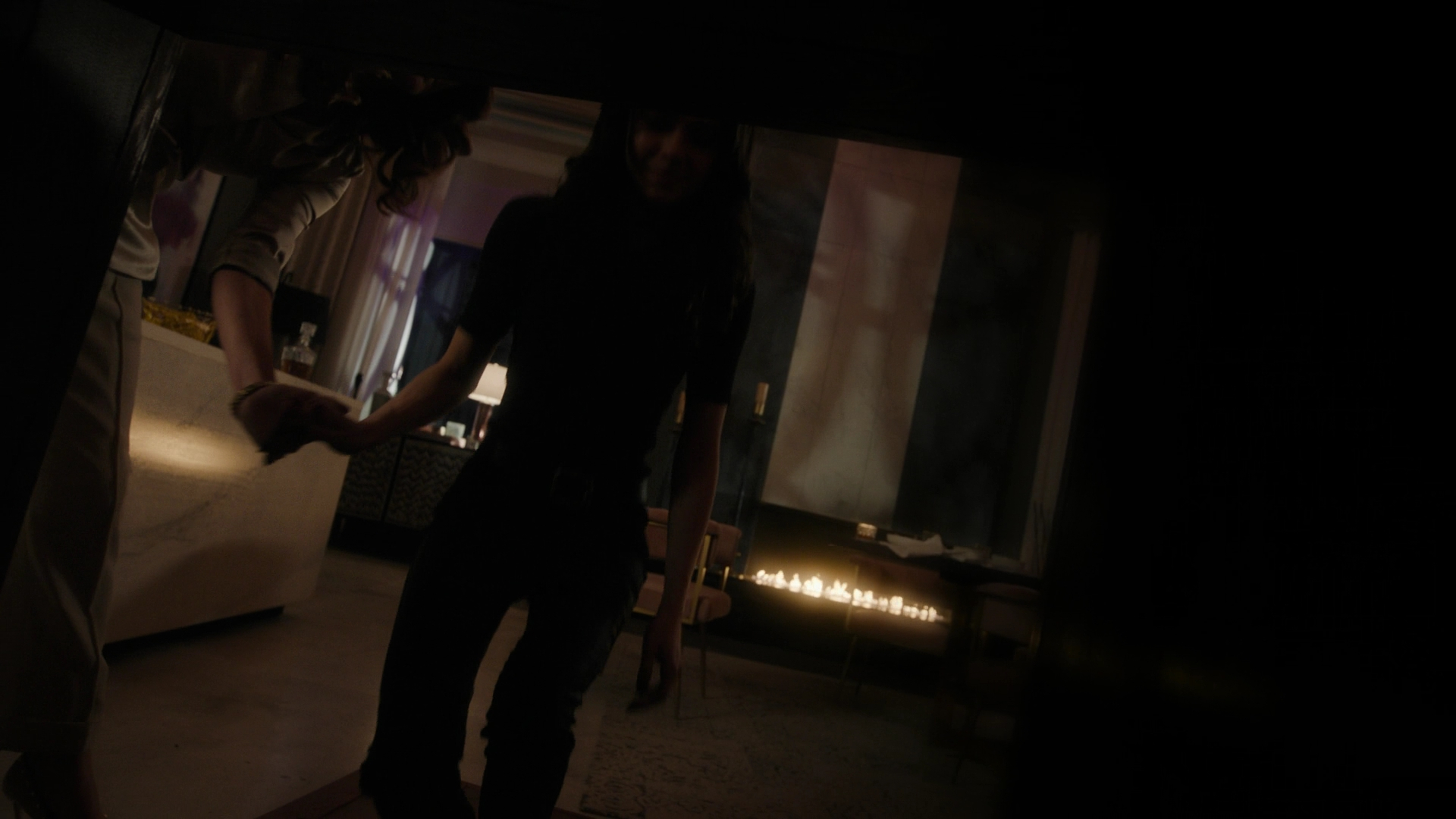Charmed-Online-dot-nl_Charmed3x12SpectralHealing1435.jpg