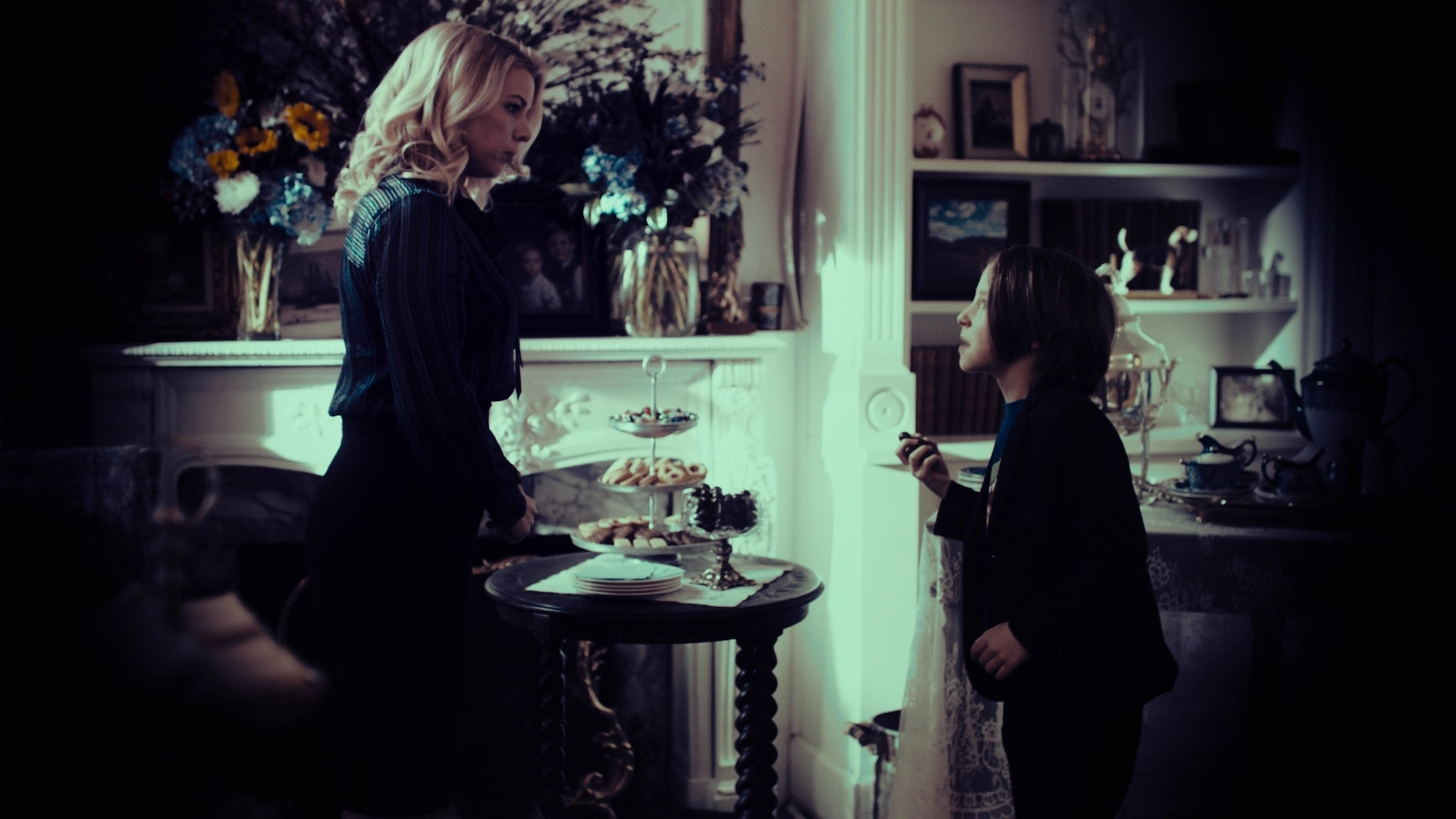 Charmed-Online-dot-nl_Charmed3x12SpectralHealing1626.jpg