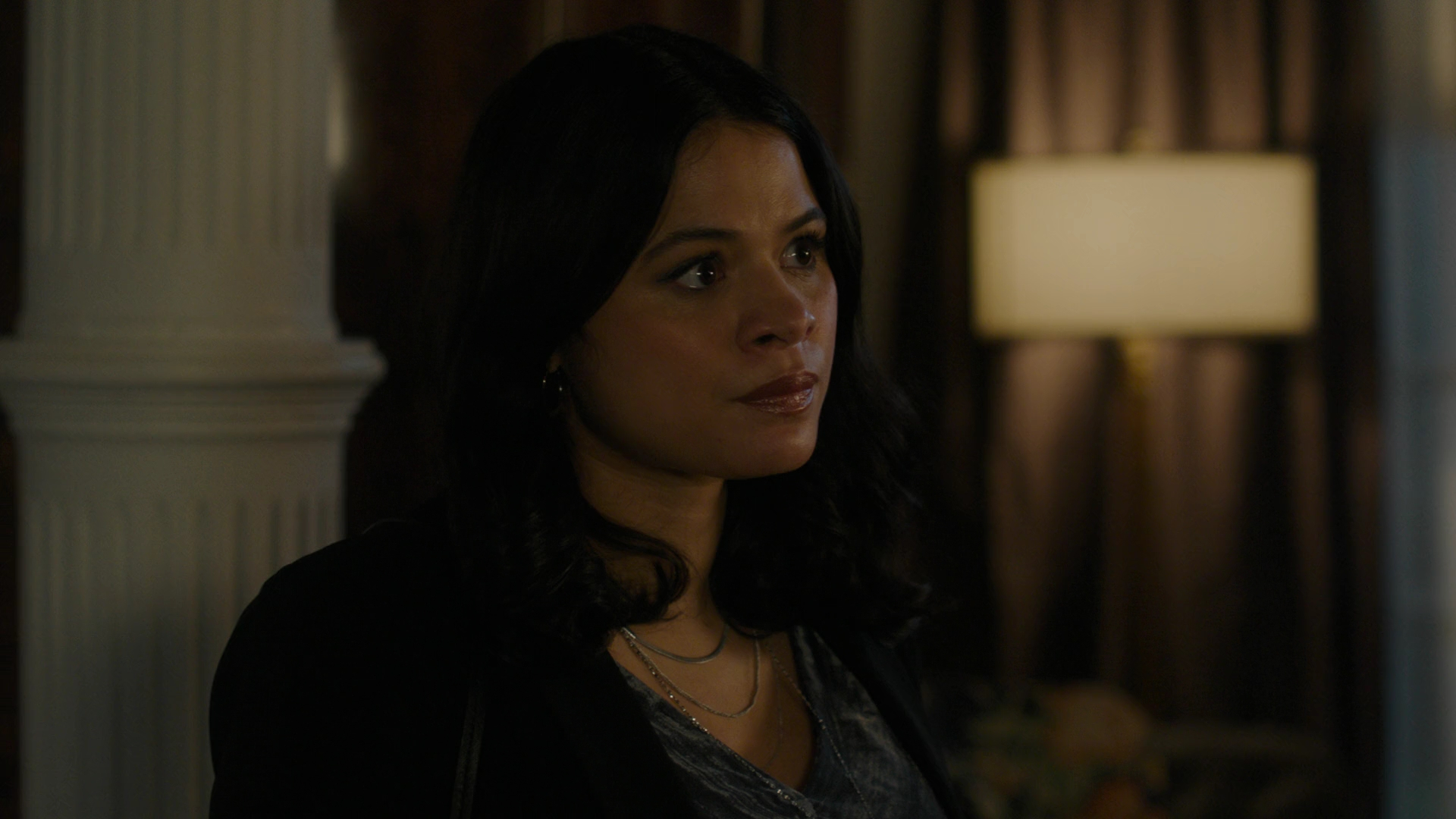 Charmed-Online-dot-nl_Charmed3x12SpectralHealing1640.jpg
