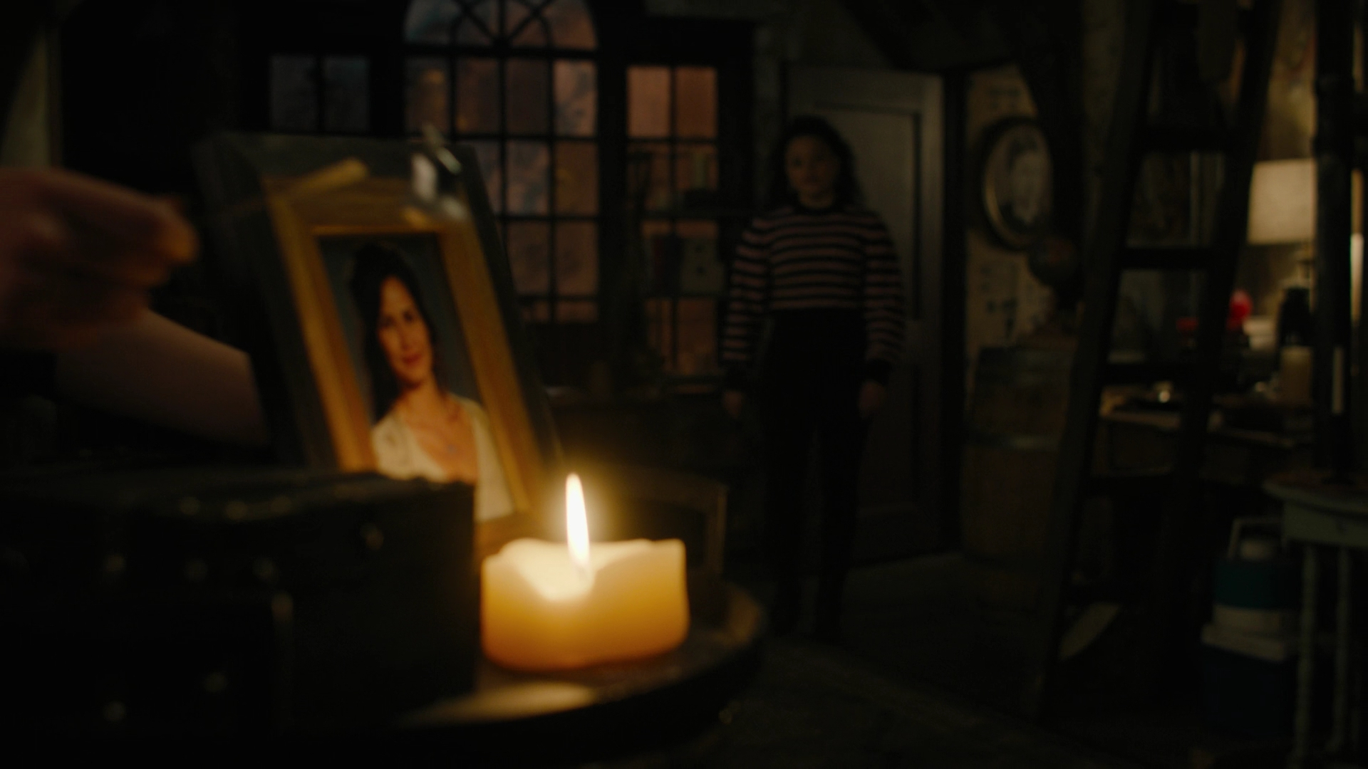 Charmed-Online-dot-nl_Charmed3x12SpectralHealing1758.jpg