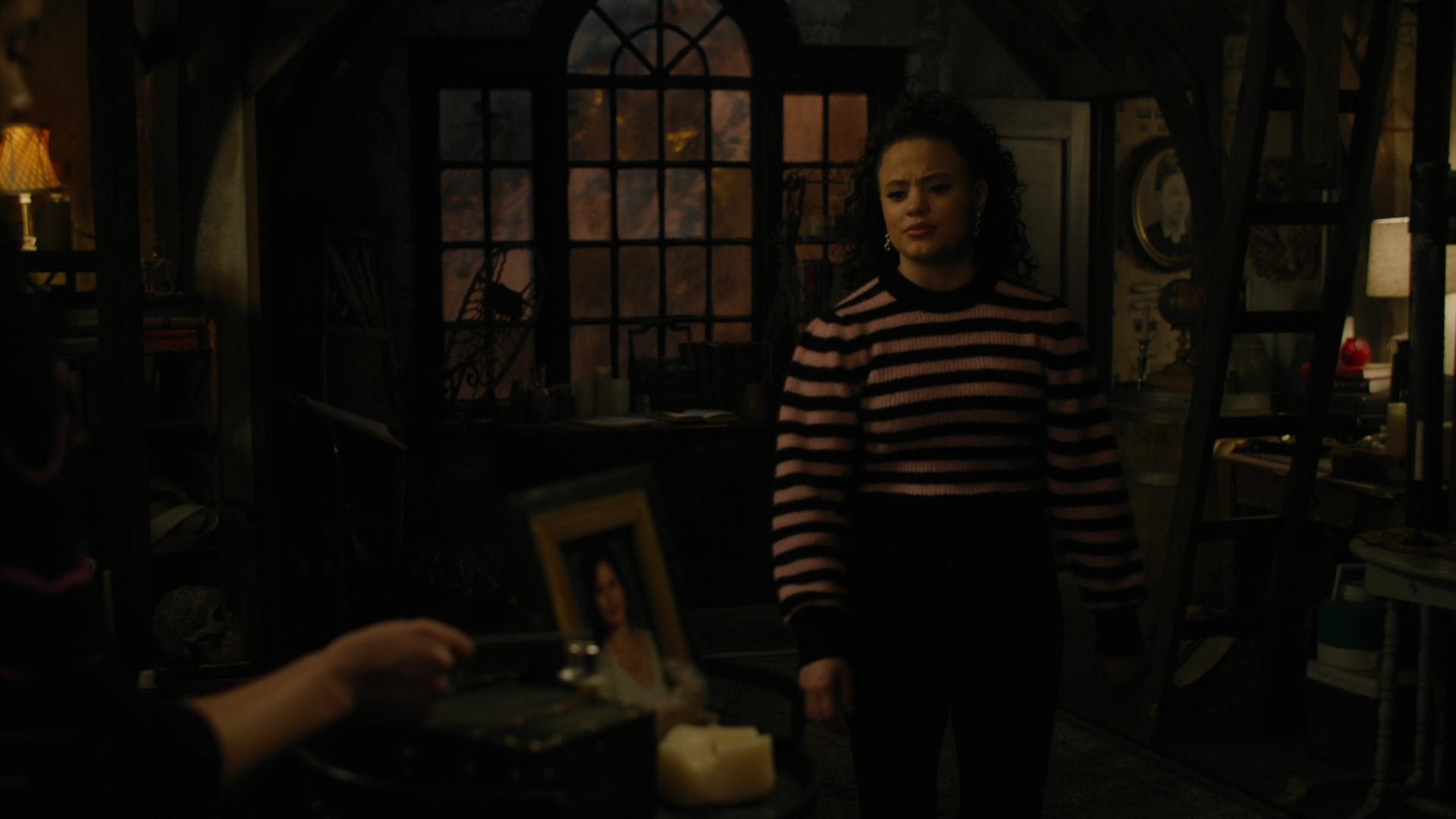 Charmed-Online-dot-nl_Charmed3x12SpectralHealing1762.jpg