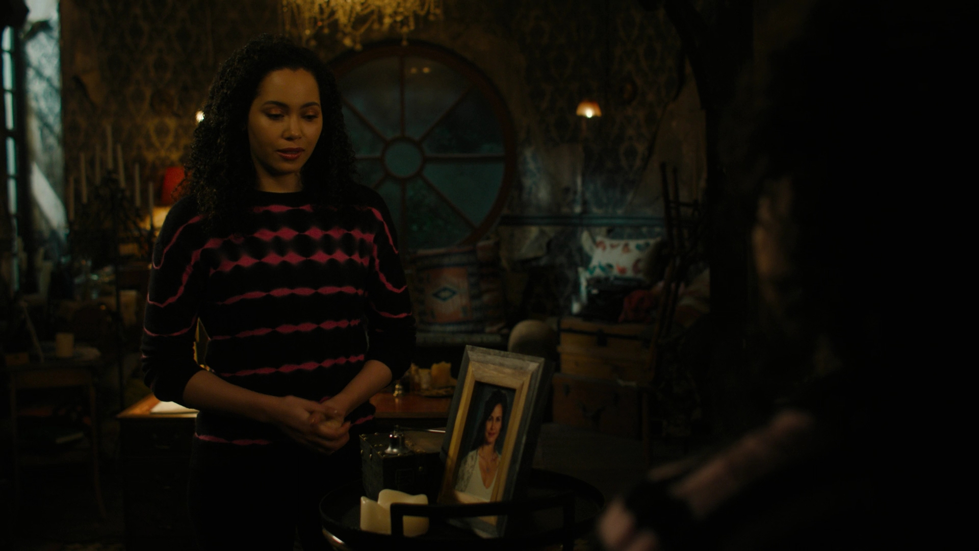Charmed-Online-dot-nl_Charmed3x12SpectralHealing1772.jpg