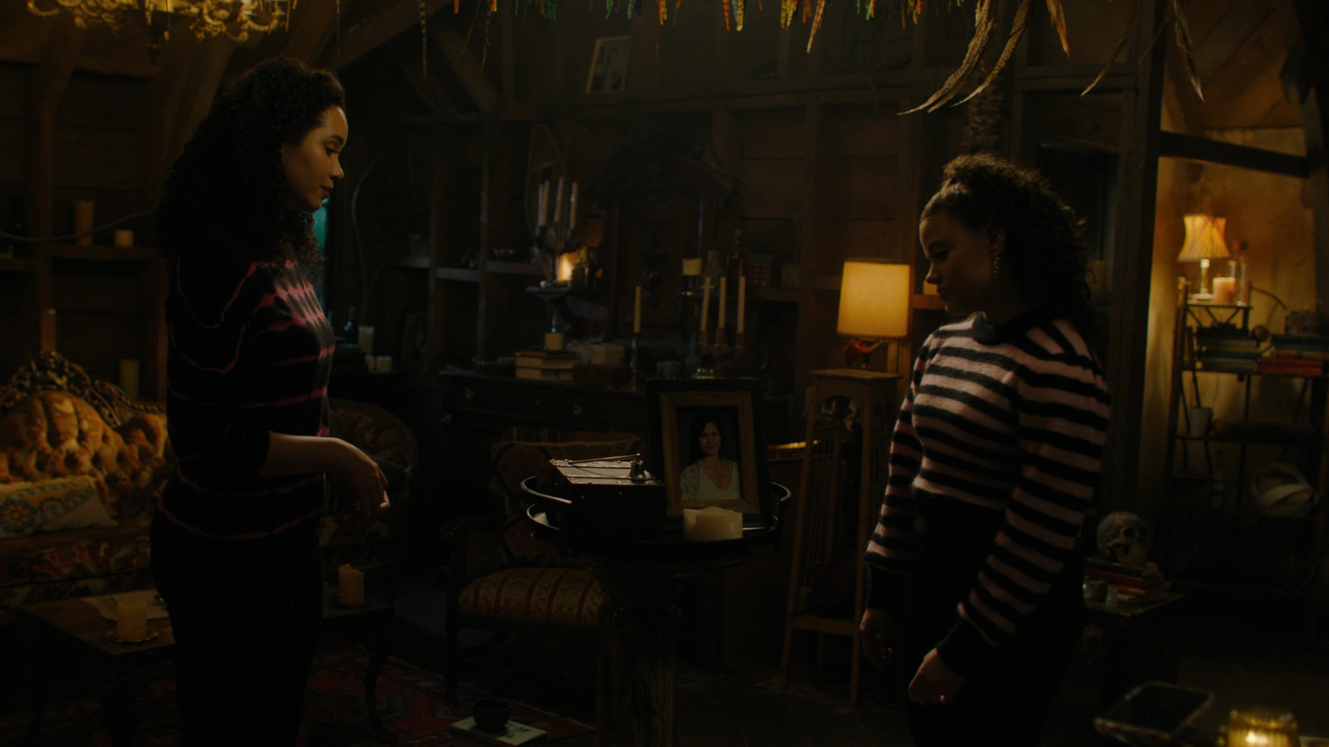 Charmed-Online-dot-nl_Charmed3x12SpectralHealing1786.jpg